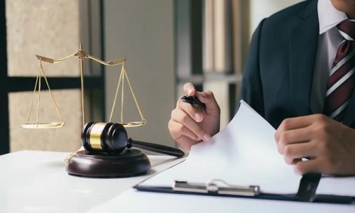 Consejos para encontrar un abogado adecuado