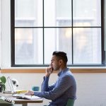 ¿Es mejor buscar empleo online o de forma presencial? Una decisión que marca la diferencia